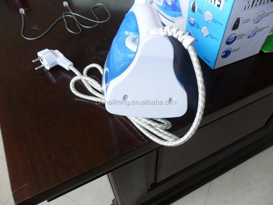 Ropa planchada con hierro de vapor de 230 V 0,5 min Tiempo de calentamiento