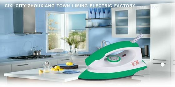 110-127/220-240V Tensión Hierro seco LM-208 Hierro para armario